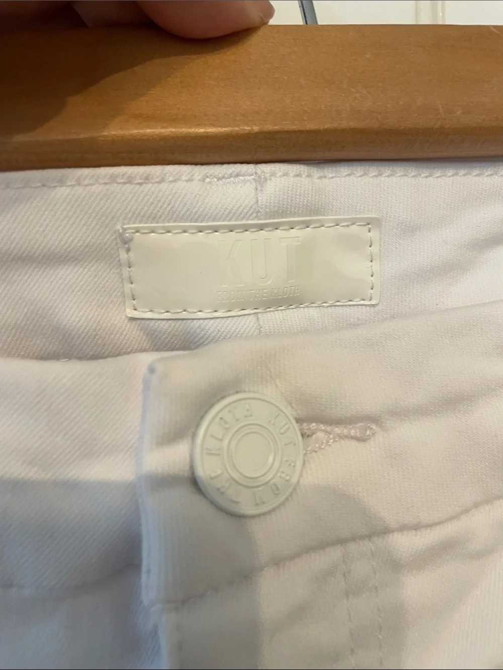 Kut from the Kloth Meg Pants with Front Patch Pockets 16W Optic White
